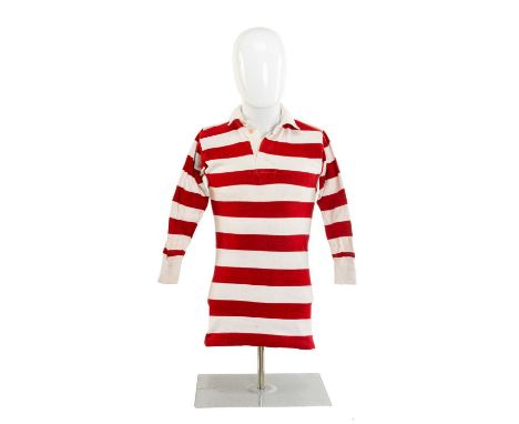THE RUGBY LEAGUE CLUB HOUSE: CIRCA 1929 WIGAN JERSEY ISSUED TO ROBERT 'ROY' MUIR KINNEAR (1904-1942) hooped red and white jer