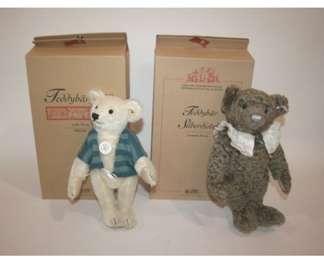 TWO BOXED STEIFF TEDDY BEARS - LIMITED EDITION 2 boxed Steiff Bears, Teddybar 1922 (1764 of 5000 produced), and Teddybar Silb