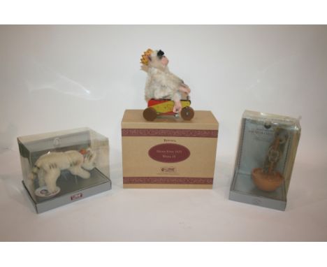 BOXED STEIFF TOYS including Monk King 1925 (308 of 1200 produced), boxed and with certificate. Also with Drinking Cat (2112 o