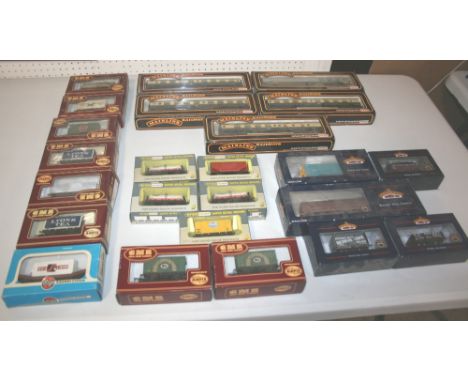 BOXED RAILWAY ROLLING STOCK a variety of boxed items including Wrenn, Bachmann, GMR, Mainline etc.