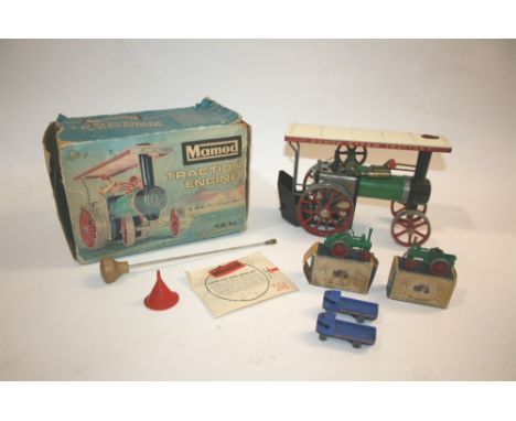 MAMOD TRACTION ENGINE a Mamod T.E.1A Reversing Traction Engine, in it's box and with accessories. Also with two boxed Models 