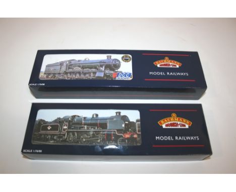 BACHMANN BOXED LOCOMOTIVES two boxed locomotives, 32-000DC 5927 Guild Hall, and 32-164 N Class 31406. (2)