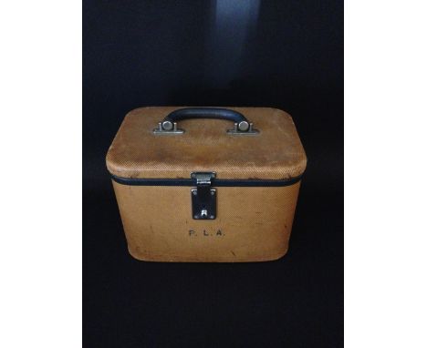 A 1950'S TRAVEL MAKEUP CASE AND LIZARD SKIN HANDBAG A classic ladies makeup case with a tray inside and initials on the front