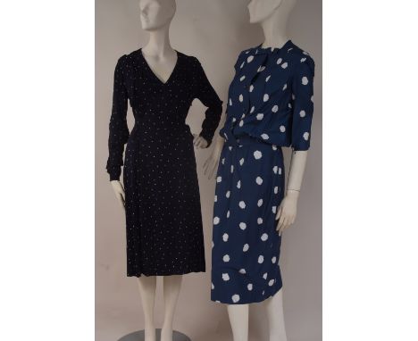 A 1960'S HORROCKSES SILK DRESS & JACKET ENSEMBLE SIZE 12/14 A smart silk navy blue and white spotted suit, comprising of a sh