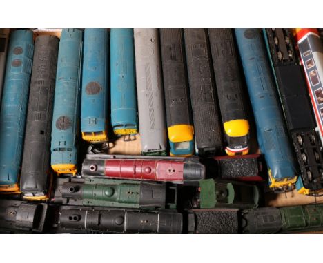 Twenty-three Lima, Hornby and Tri-ang OO gauge model railways locomotives, some with tenders, unboxed.