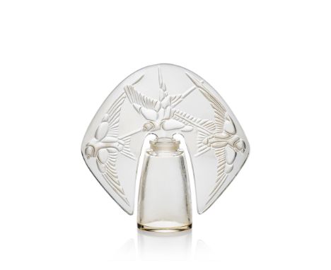 René Lalique (French 1860-1945) BOUCHON TROIS HIRONDELLES SCENT BOTTLE, NO. 496 designed 1920 clear, frosted and sepia staine