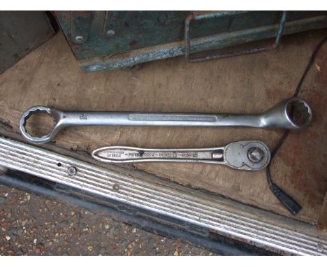 Elora 770L/1 Ratchet and Elora 1 7/16 &amp; 1 1/4 ring spanner
