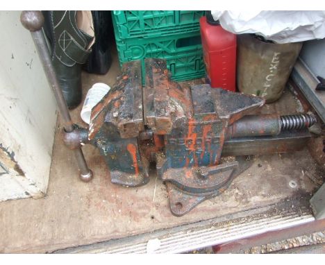 Record No 75 HEAVY DUTY BENCH VICE ENGINEERS 
