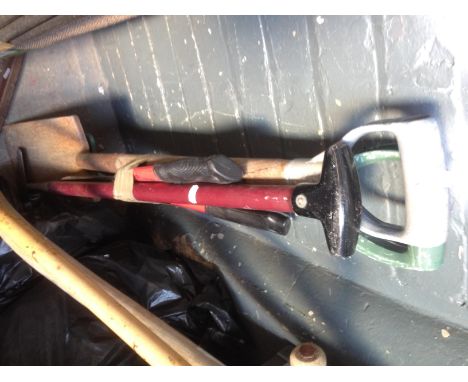 A BUNDLE OF GARDEN TOOLS