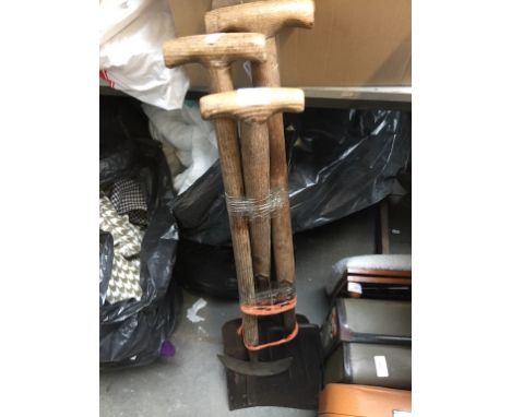 2 SPADES^ GARDEN FORK AND LAWN EDGER