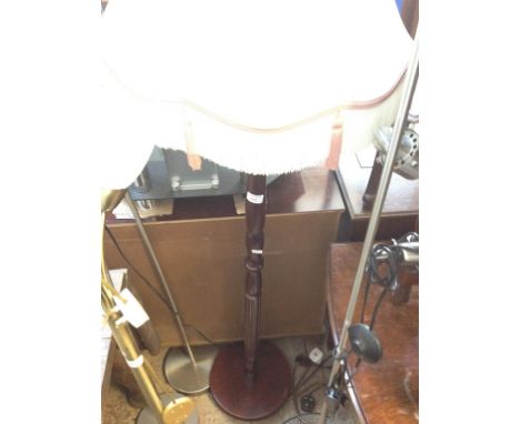 STANDARD LAMP