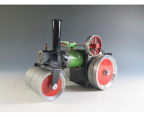 A Mamod SR1A Steam Road Roller, Live Steam Engine (Untested) 