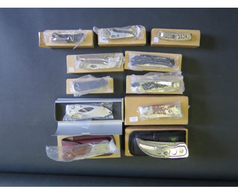 A Böker Speed Lock 3000 Folding Knife, Three Columbia River Knives _ Ichi 1070, K.I.S.S. 2 Timer 5515 and Rollock/Black 5202K