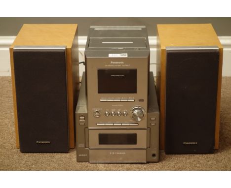 Panasonic SA-PM17 CD stereo system with speakers (This item is PAT tested - 5 day warranty from date of sale)    Condition Re
