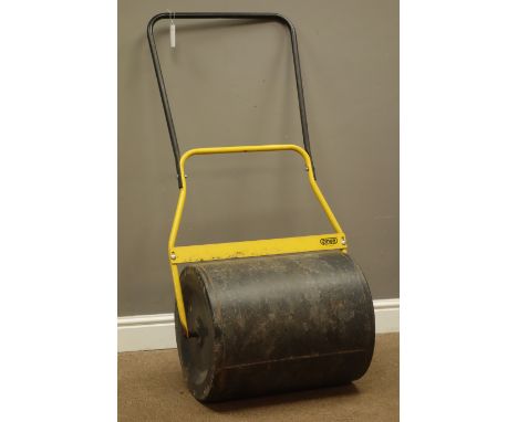 Ginge lawn roller  Condition Report Click here for further images, condition, auction times & delivery costs
