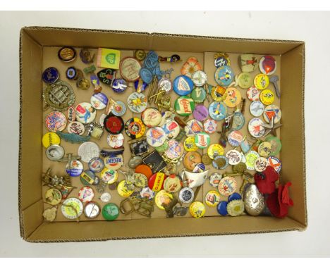 Collection of vintage badges; two 1950's Butlins enamel badges, ABC minors, Silver Knight Motor Oils, Castrol, BP flicker bad