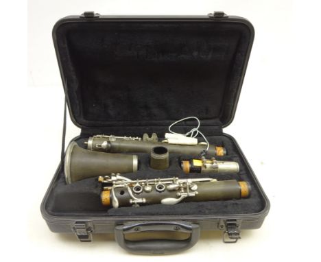 Conrad Clarinet no. D0007J in fitted case   Condition Report   Click here for further images, condition, auction times & deli