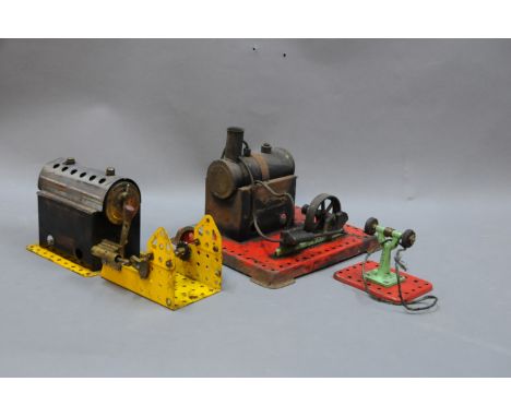 A group of 3 Meccano and Mamod static engines/tools