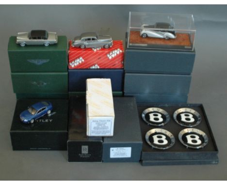 A group of miscellaneous diecast model vehicles to include Paul's Model Art Mini Champs, Bentley models, Neo scale models, an
