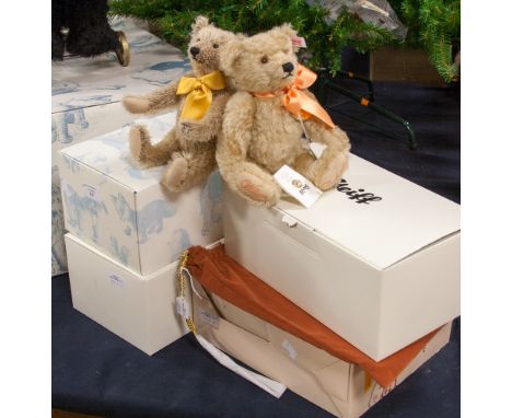 A Steiff 'Bojangles' teddy bear limited edition 2000, caramel, 33cm approximately with certificate and a Steiff 'Titanic' Bea