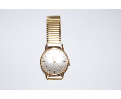 Vintage Tissot gentleman's wristwatch, manual wind. Champagne dial with gold hands and batons. Currently ticking and keeping 