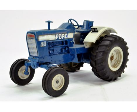 Ertl 1/12 Ford 8600 Tractor. Generally G. 