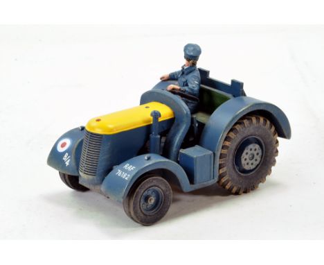 King &amp; Country 1/30 Resin and Metal David Brown Type RAF Tractor for Airfields. Scarce model is generally excellent.