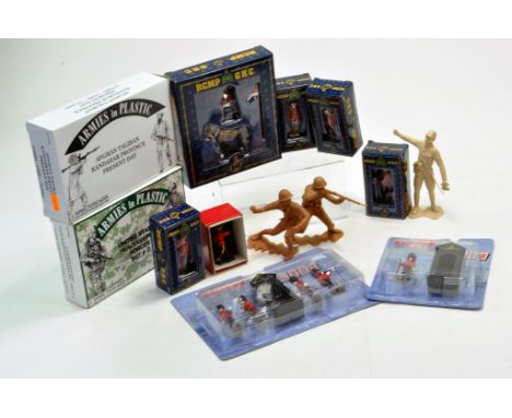 Varied figure lot comprising Royal Canadian Mounted Police issues plus Armies in Plastic Duo of Sets, Marx Figures amd Timpo 