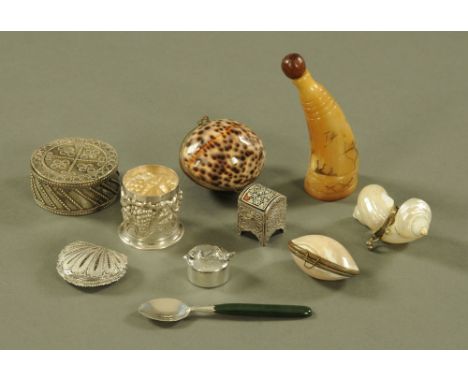 A silver cat pill box, a jade and silver spoon, three shell boxes etc.