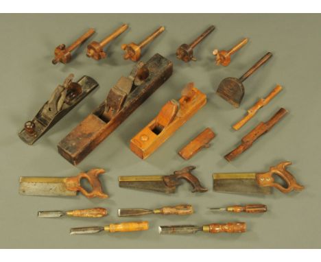 A quantity of vintage woodworking tools.
