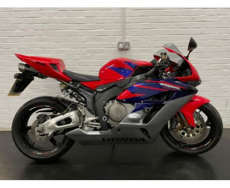 **Please note this is an added lot and is not in the printed catalogue.**The SC57, the seventh-generation Fireblade was light