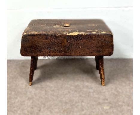 A creepie stool, 35 x 48 x 26 cm.  The Alastair & Sheila Brooks Collection: of Oaklands (& past owners of Ednam House Hotel),