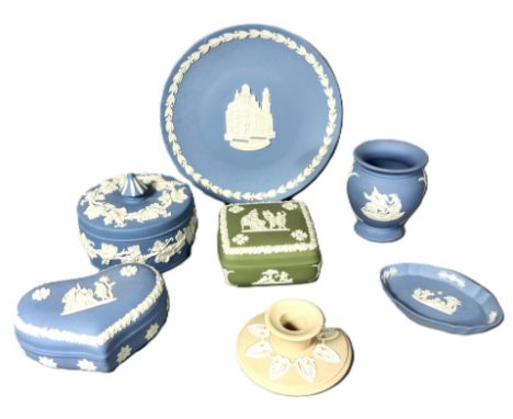 A collection of Wedgewood Jasperware, to include; lidded jar, dishes, vase, 9.5 cm,&nbsp; (A Lot).&nbsp;