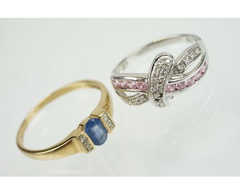 Two hallmarked 9ct gold rings to include a white gold knot ring set with cz's and pink stones (hallmarked Birmingham, size M)