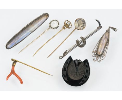 Collection of 19th Century and antique jewellery to include a rose metal stick with reverse carved classical figure and seed 