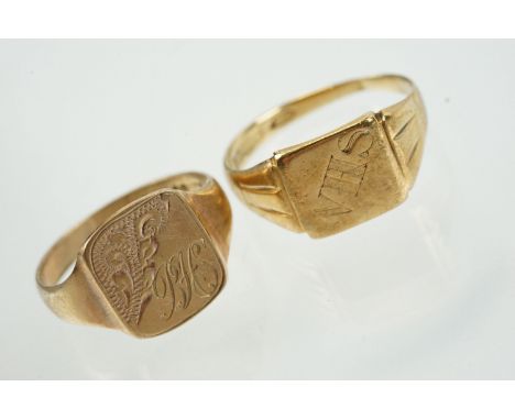 Two 9ct gold hallmarked signet rings to include a foliate engraved example (hallmarked 1973, size R), together with another s