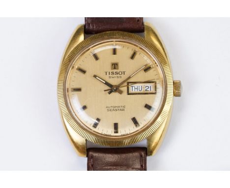 A Vintage gents Tissot Seastar automatic wristwatch, baton markers with central second hand, day / date function to 3 o'clock