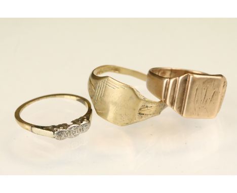 Three 9ct gold rings to include a signet ring (hallmarked Birmingham), signet ring with stepped shoulders (marked 9ct), and a