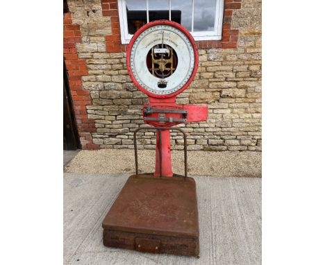 A set of Avery industrial platform weigh scales, by repute from Bitton Railway, will weigh up to 550lbs. *Buyer to arrange ma