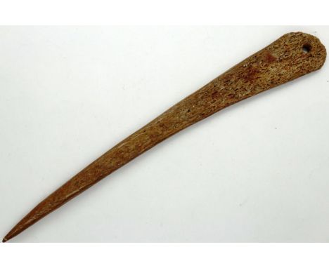 10th century bone pin/peg, holed for twine, L: 180 mm. P&amp;P Group 0 (£5+VAT for the first lot and £1+VAT for subsequent lo