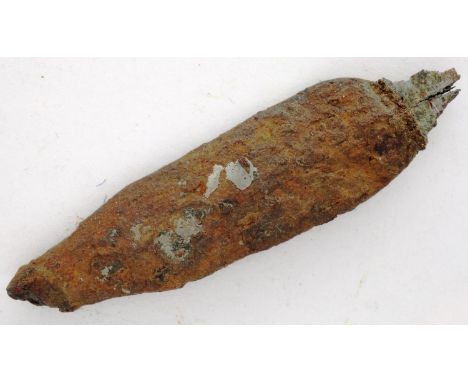 Roman 4th century heavy arrow head, short range, L: 42 mm. P&amp;P Group 0 (£5+VAT for the first lot and £1+VAT for subsequen