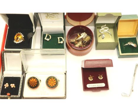 Collection of mixed costume jewellery including earrings, rings and cufflinks, all boxed. P&amp;P Group 1 (£14+VAT for the fi