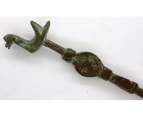 Bronze Zoomorphic duck dress pin, assumed Saxon by design, L: 140 mm. P&amp;P Group 0 (£5+VAT for the first lot and £1+VAT fo