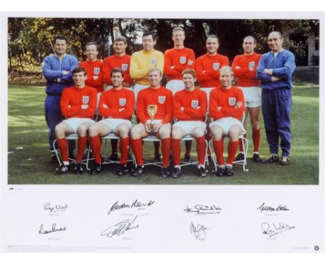 ENGLAND'S 1996 WORLD CUP WINNING FOOTBALL TEAM A limited edition colour print, No 558/1000, signed by eight of the players. 4