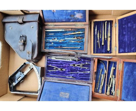 A Clinometer Field Mark VI No 12289 1941 in leather case, a selection of draftsmen equipment etc 