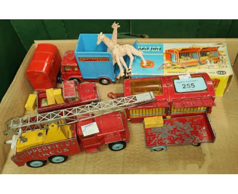 A selection of Corgi "Chipperfield's Circus" vehicles including Crane truck, 2 double animal cages, (one boxed - box worn) Gi