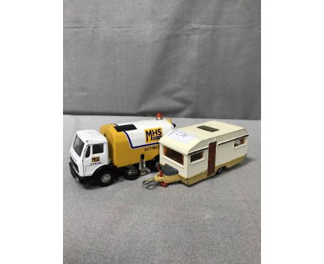LOT OF DIECAST CARSto include makes such as Corgi, Lledo and Dinky