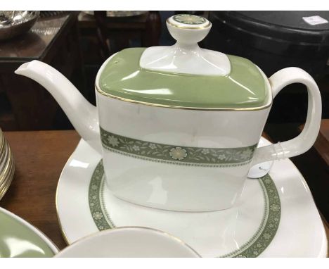 ROYAL DOULTON RONDELAY PART TEA SERVICE 