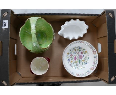 A collection of ceramic items to include Minton Haddon Hall fruit bow and Pot Pouri bowl, Crown Devon Art Deco vase etc