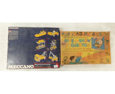 Chad Valley Give a show projector boxed with slides together with Meccano boxed toy set (2) 